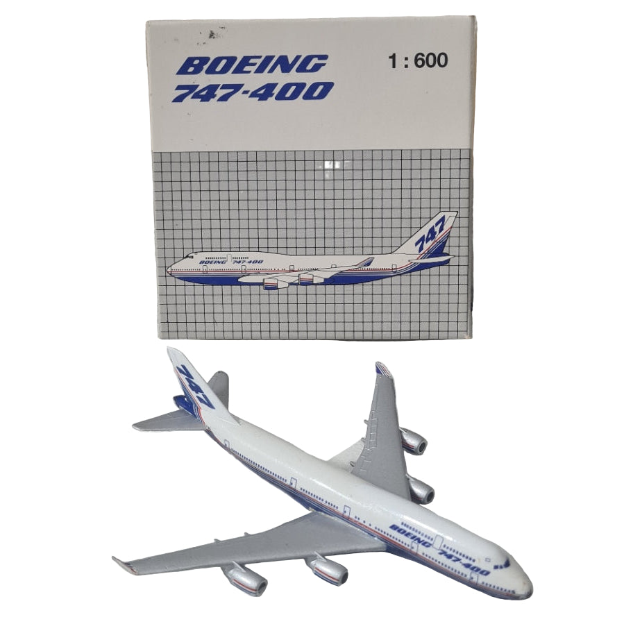 boeing 747 diecast model