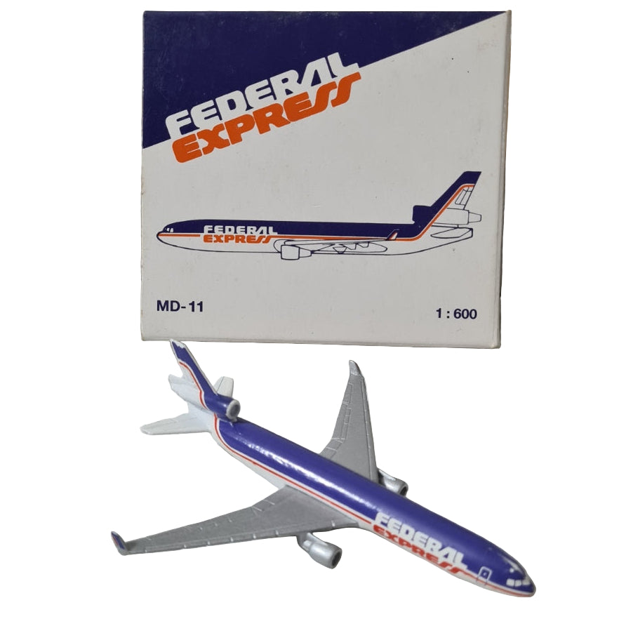federal express md-11 plane
