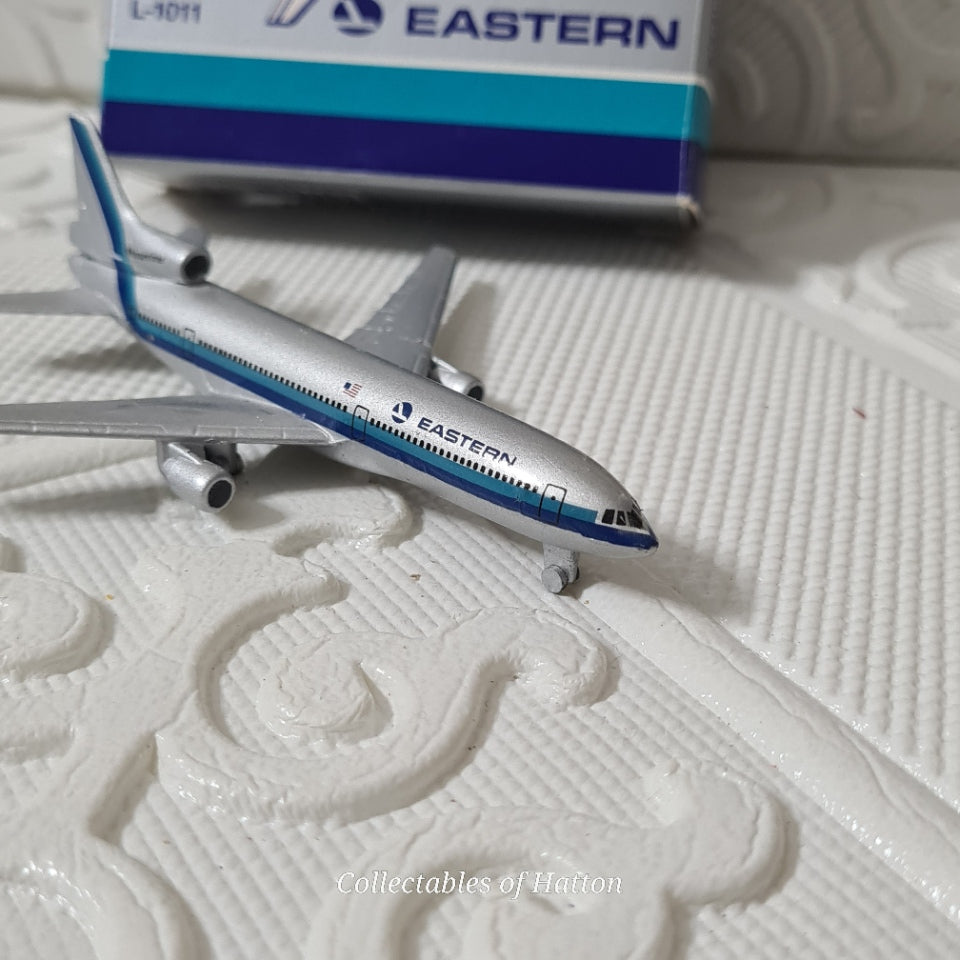 Schabak 1:600 TriStar L-1011 Eastern whisperliner Germany diecast plane boxed 909/24