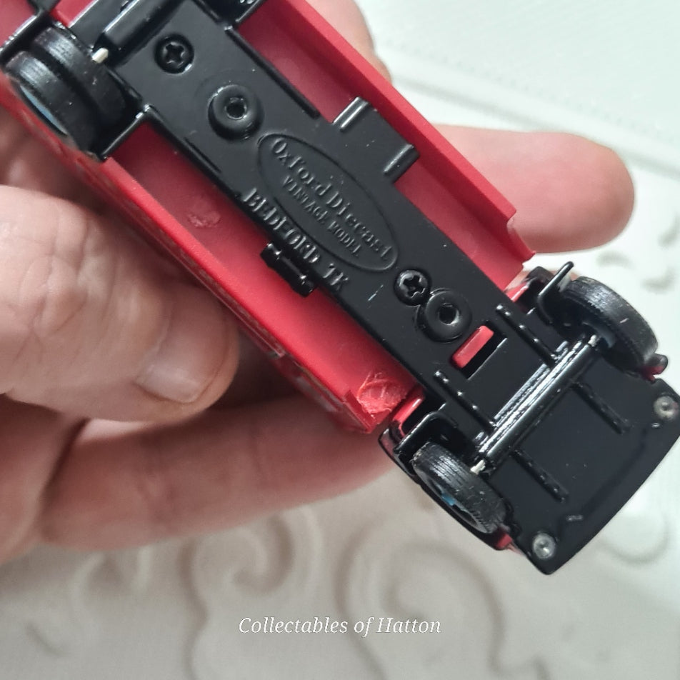 Oxford Diecast 1:76 Bedford TK Chipperfields Circus Mobile Shop CH020 loose excellent