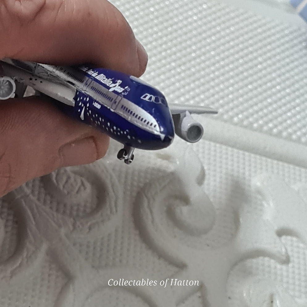 Schabak 1:600 Boeing 747 Alitalia Baci rare livery  Germany diecast plane boxed 901/15d