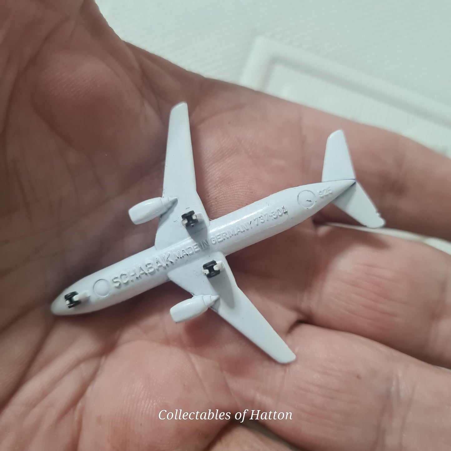 Schabak 1:600 Boeing 737-300 Air China Germany diecast plane boxed 925/77