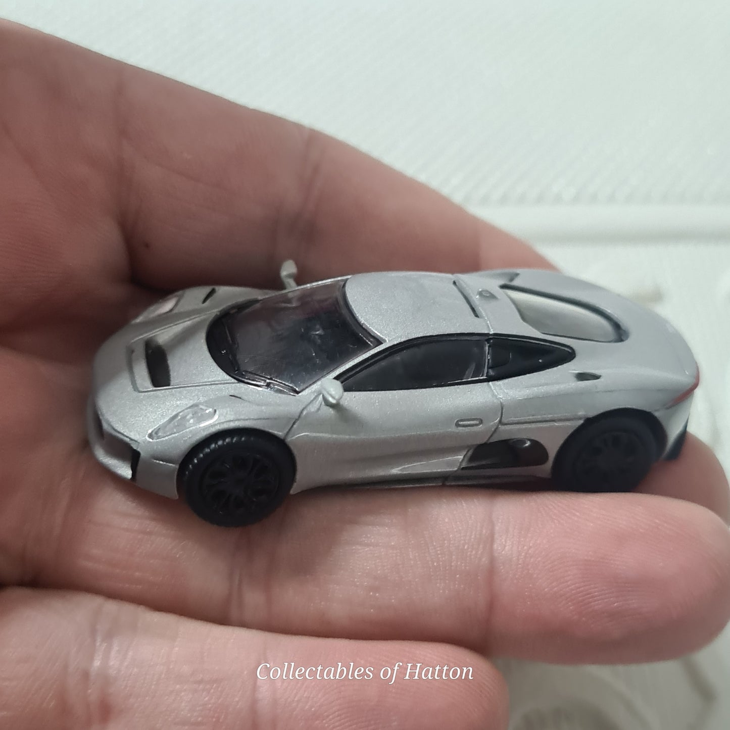 Oxford Diecast 1:76 Jaguar C-X75 metallic Silver diecast loose excellent
