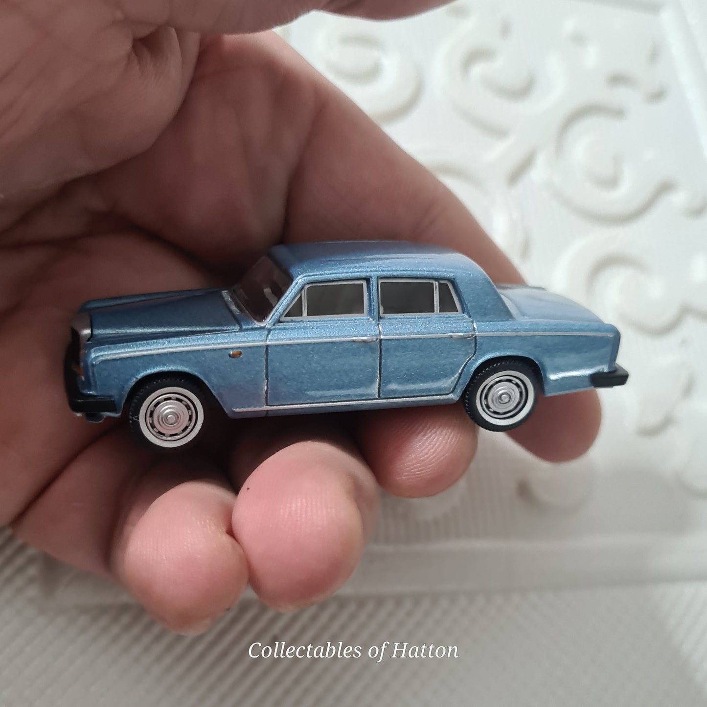 Oxford Diecast 1:76 Bentley T2 Caribbean blue diecast loose excellent