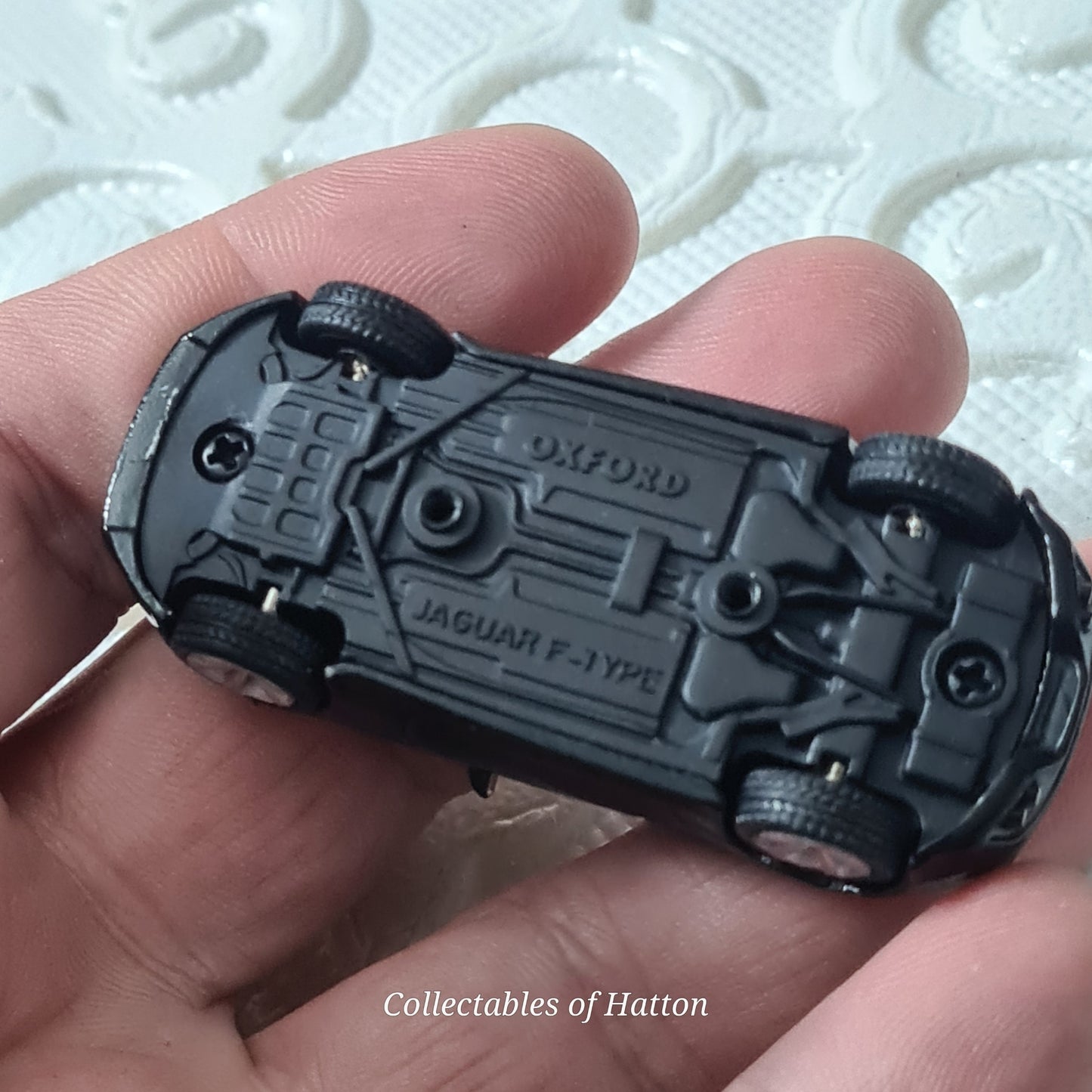 Oxford Diecast 1:76 Jaguar F-Type roadster black hood up diecast loose excellent