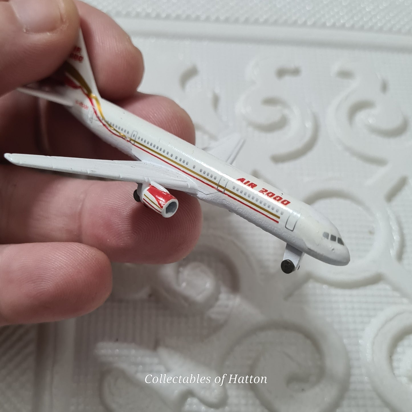 Schabak 1:600 Boeing 757 Air 2000 Germany diecast plane boxed 908/142