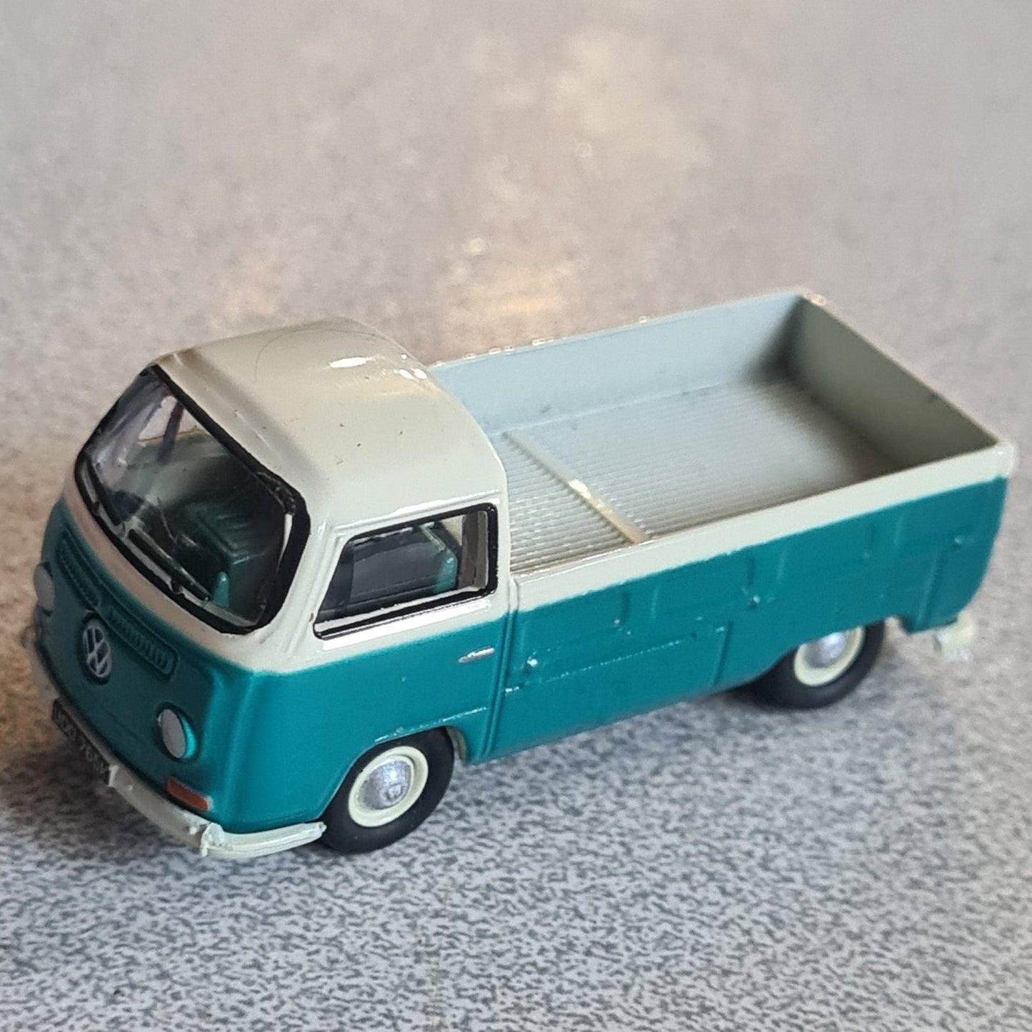 Oxford Diecast 1:76 Volkswagen VW camper pickup blue white 70s  loose superb