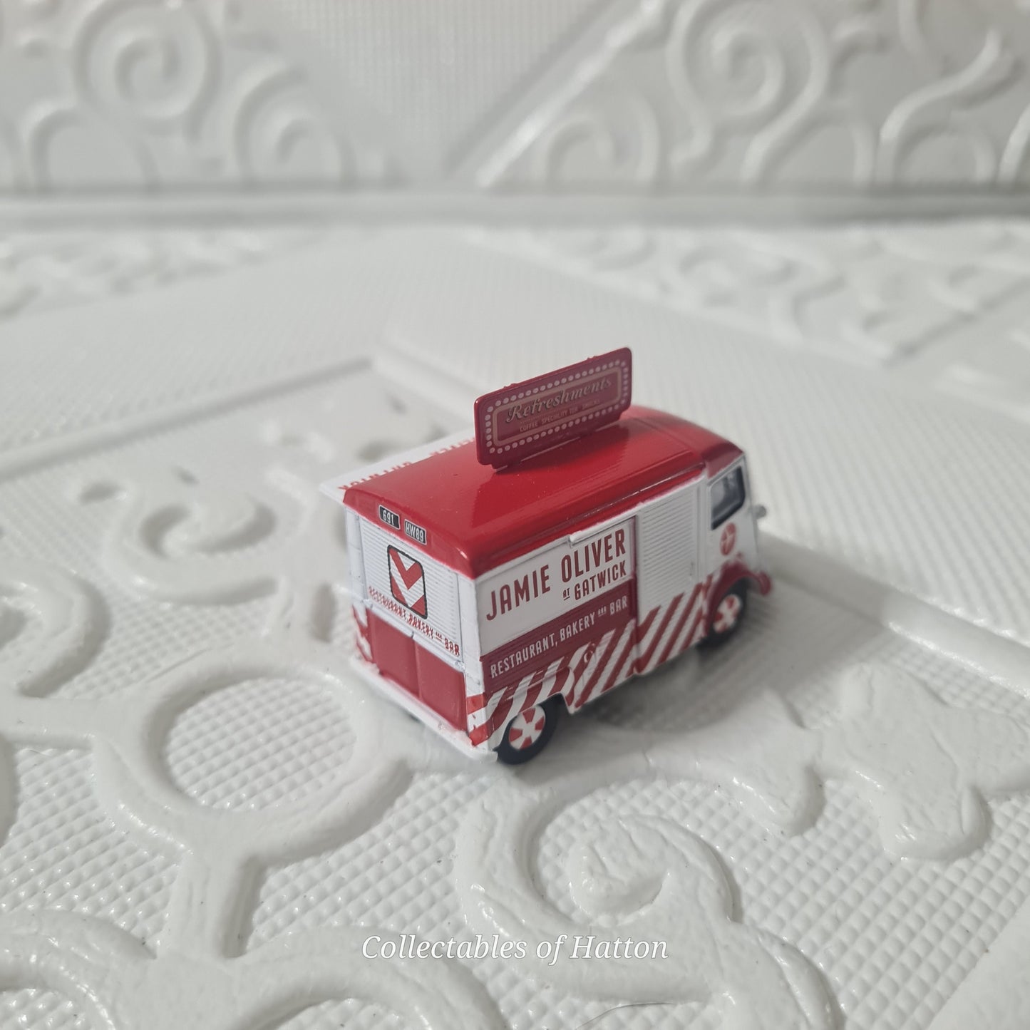 Oxford Diecast 1:76 Citroen H Van refreshments Jamie Oliver at Gatwick van loose excellent