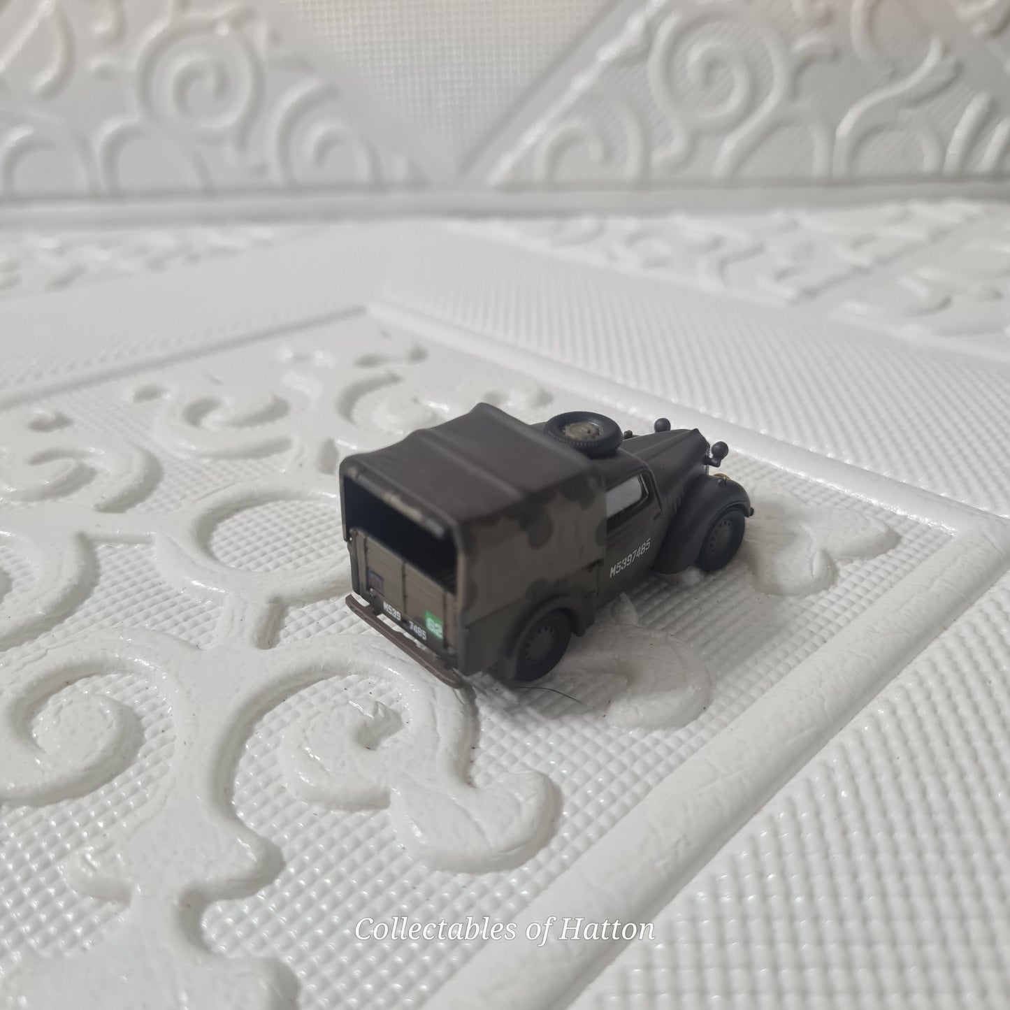 Oxford Diecast 1:76 Austin Tilly Van 51st highland division military loose excellent