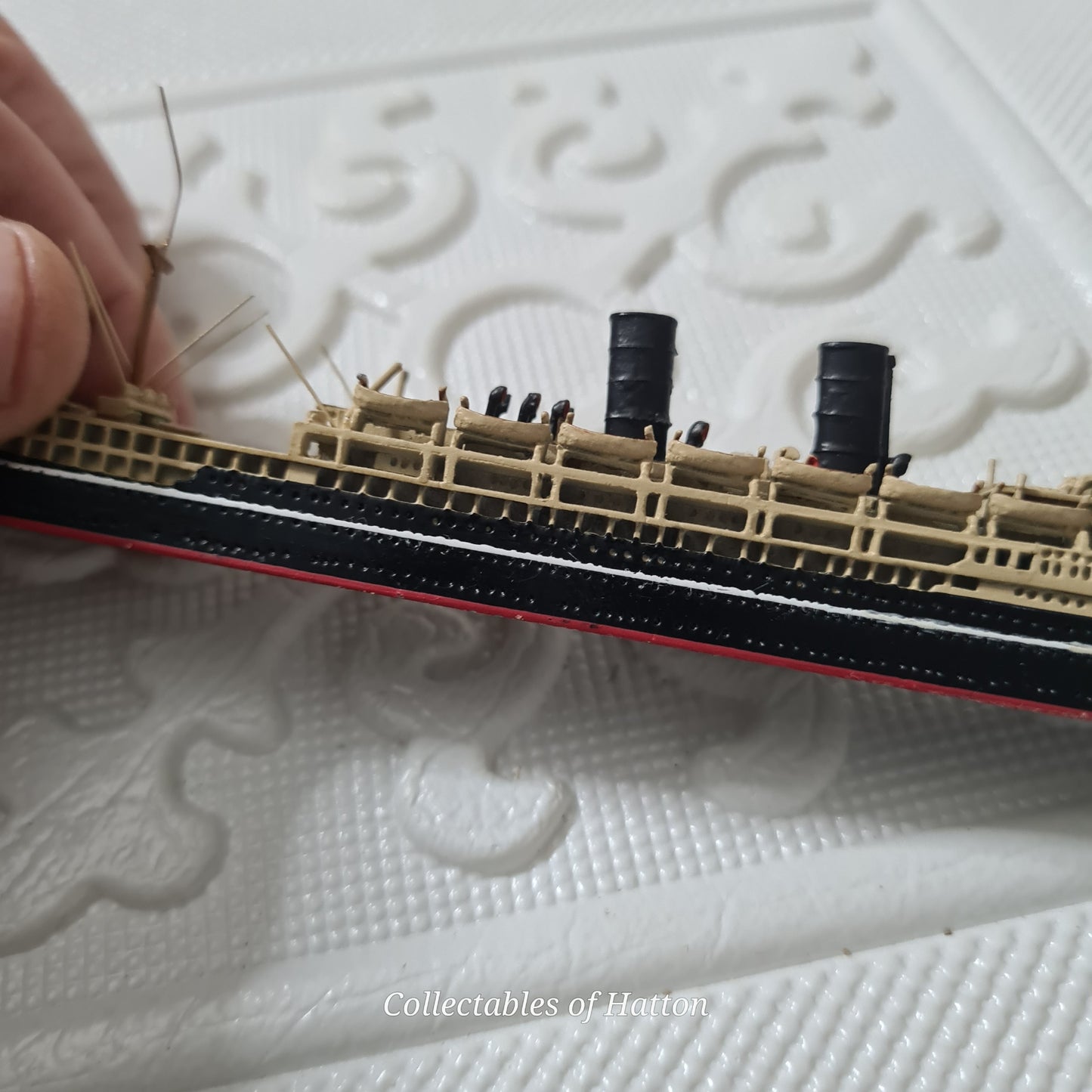 Albatros AL 234 1:1250 Viceroy of India  waterline white metal ship rare model