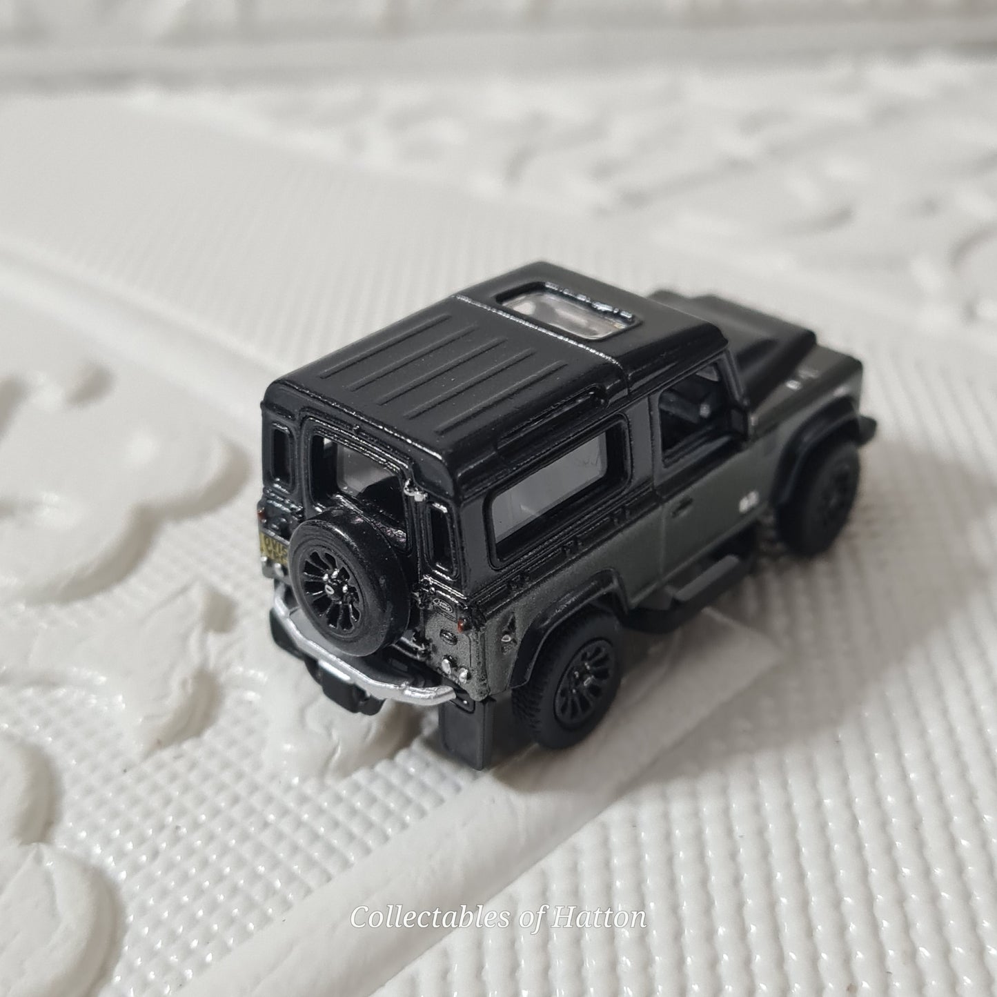 Oxford Diecast 1:76 2015 Land Rover Defender 90 grey black loose excellent