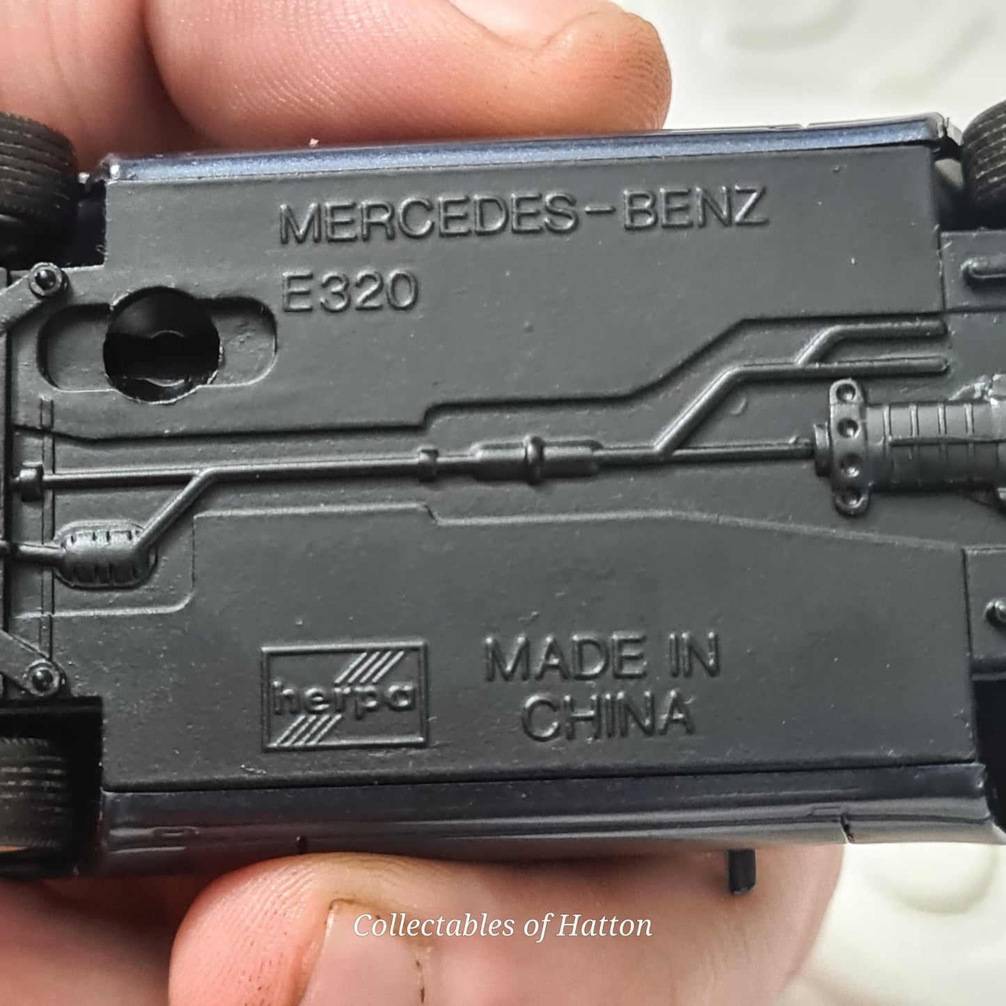 Herpa 1:43 Diecast Mercedes-Benz E320 Cabriolet blue loose unboxed Excellent example