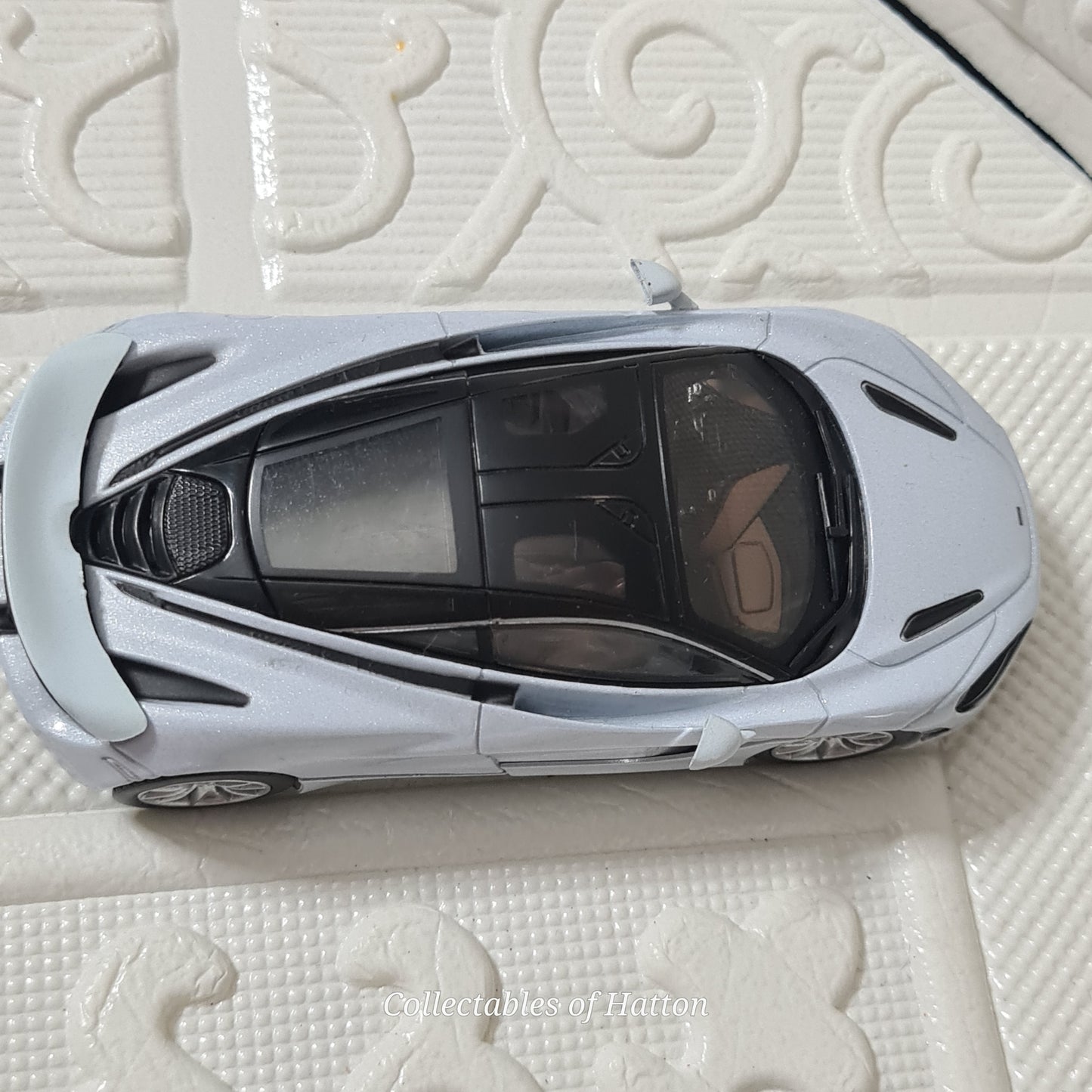 Panini Supercars Collection  1:43 McLaren 720S 2017 loose diecast model perfect