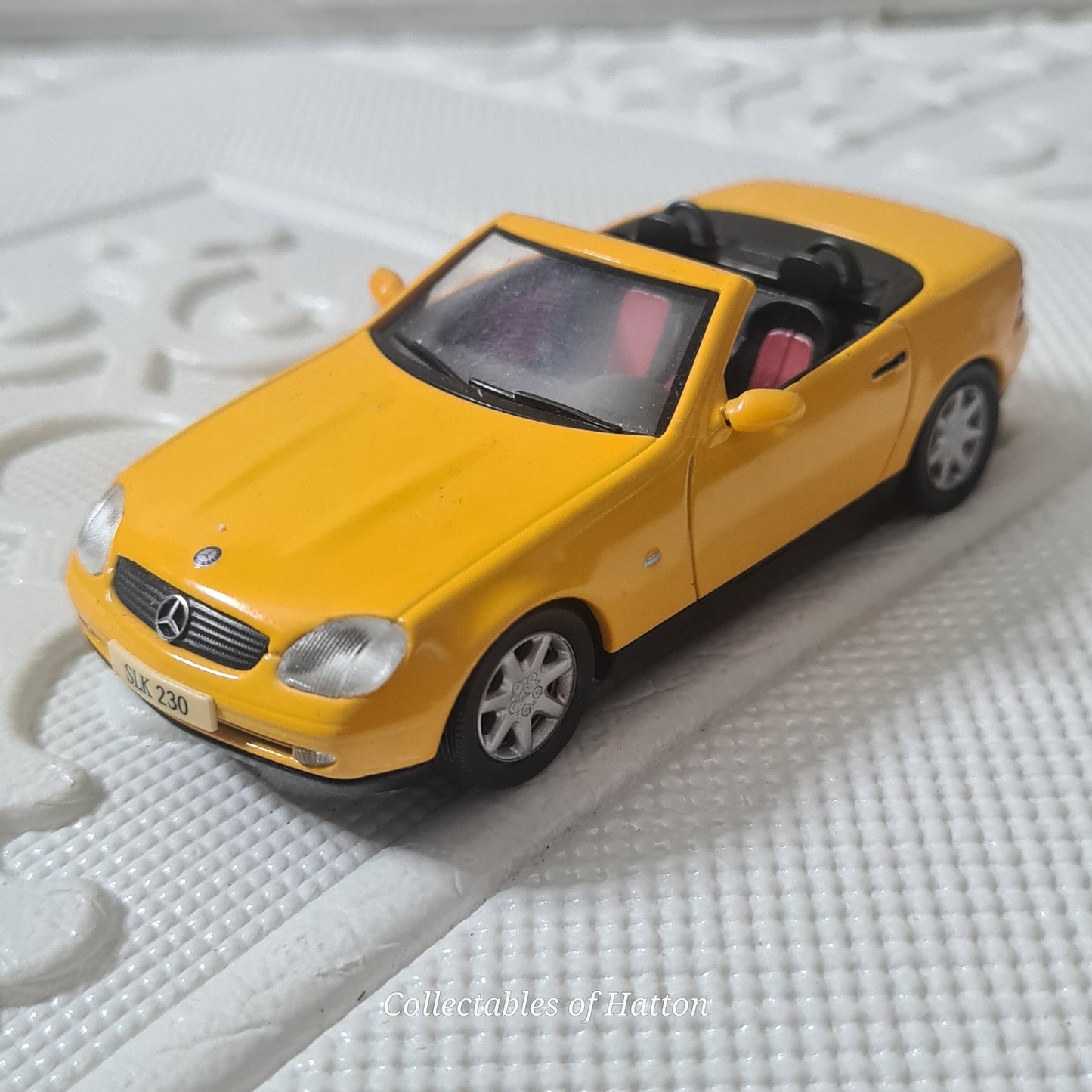 Herpa 1:43 Mercedes-Benz SLK Yellow Cabriolet loose diecast model excellent