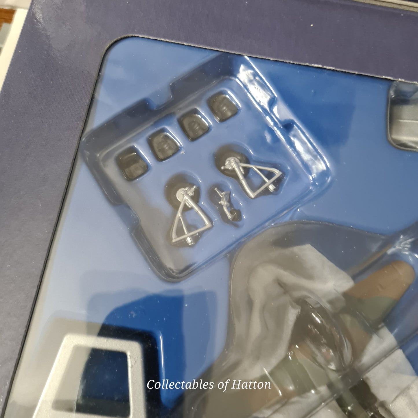 Corgi Aviation AA31101 B-17 Flying Fortress RAF 214 Sqn 1:144 Diecast Model boxed perfect