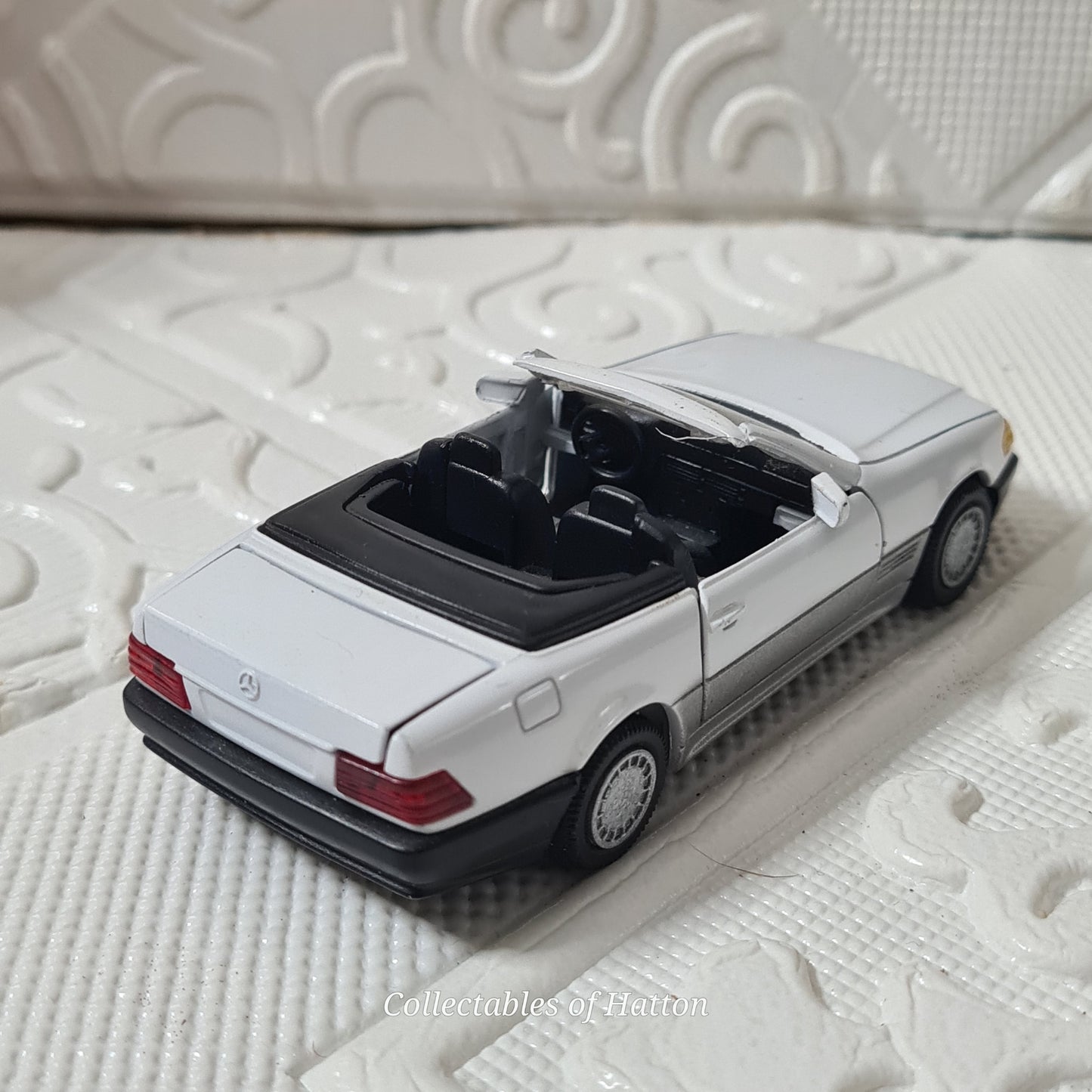 Gama 1:43 Mercedes-Benz 300sl 500sl Cabriolet white loose diecast model excellent