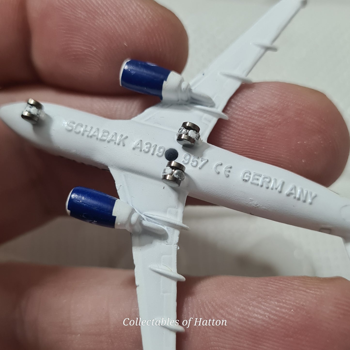 Schabak 1:600 Airbus A-319 Sabena made Germany diecast plane 957/6