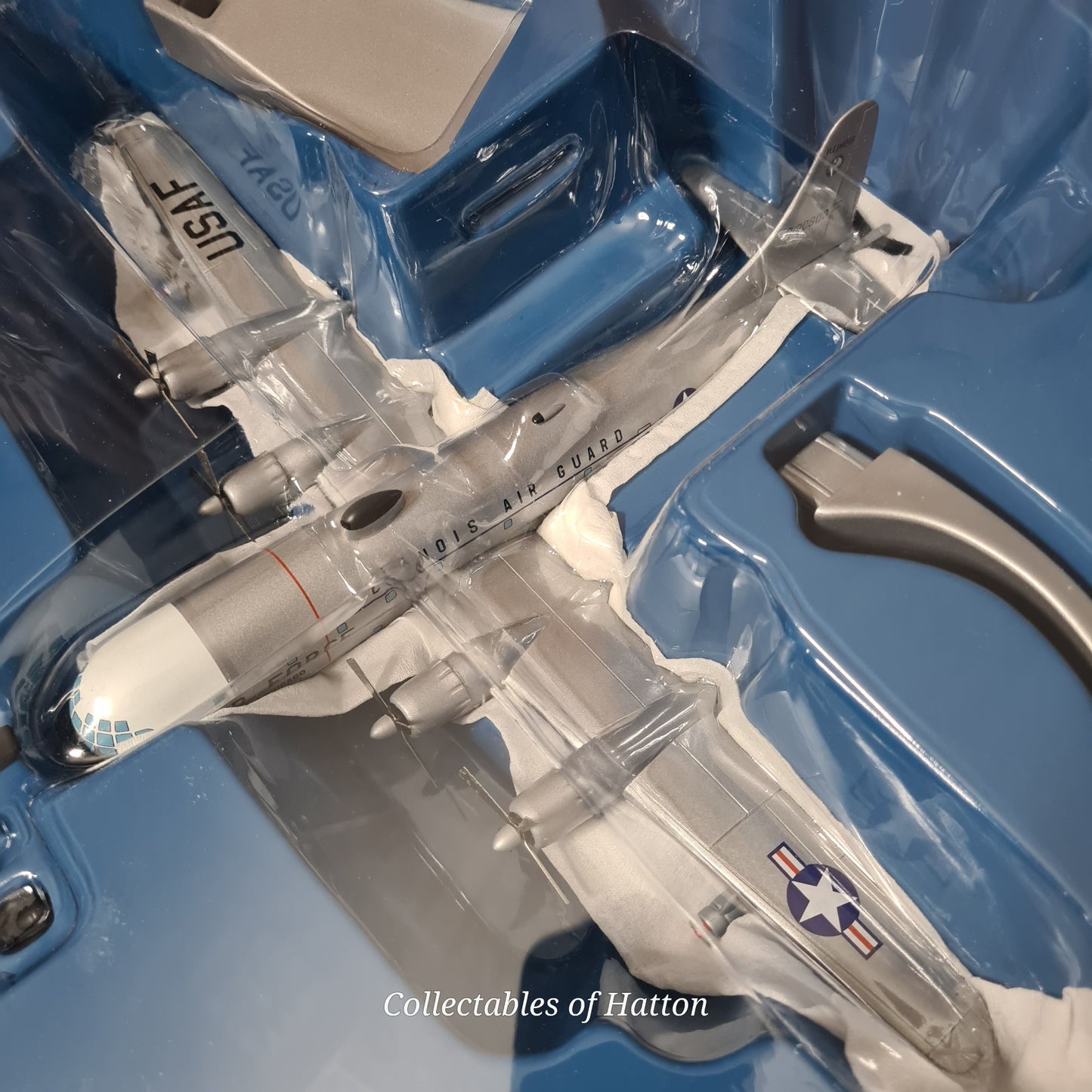 Corgi Aviation 48102 Boeing KC-97L Tanker Illinois air guard 1:144 Diecast Model boxed perfect Complete