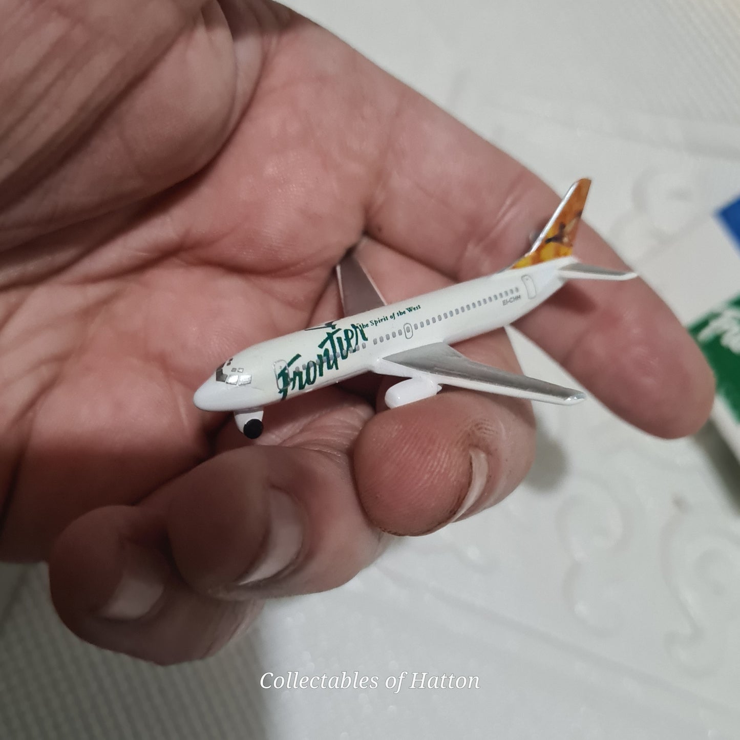 Schabak 1:600 Boeing 737 Frontier Airlines RARE made Germany diecast plane 925/200a
