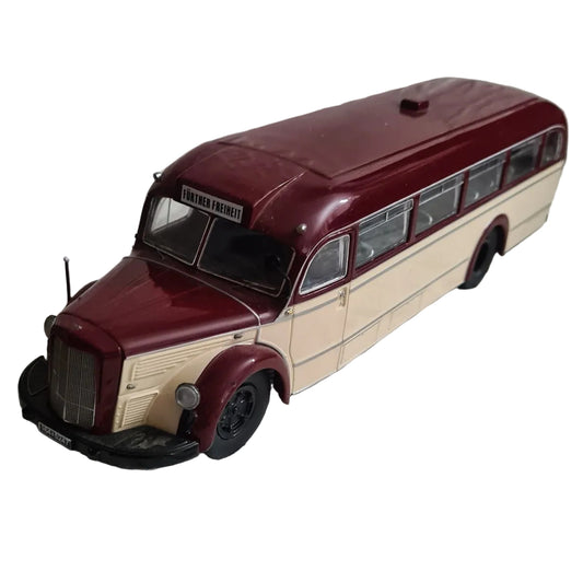 SCHUCO 02741 MERCEDES-BENZ O6600 COACH bus MAROON / CREAM  FURTHER FREEDOM loose used 1:43