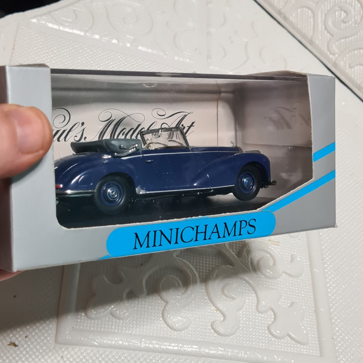 Minichamps 1:43 Mercedes 300 S Cabriolet 1951-55 blue diecast model missing wing mirror vgc