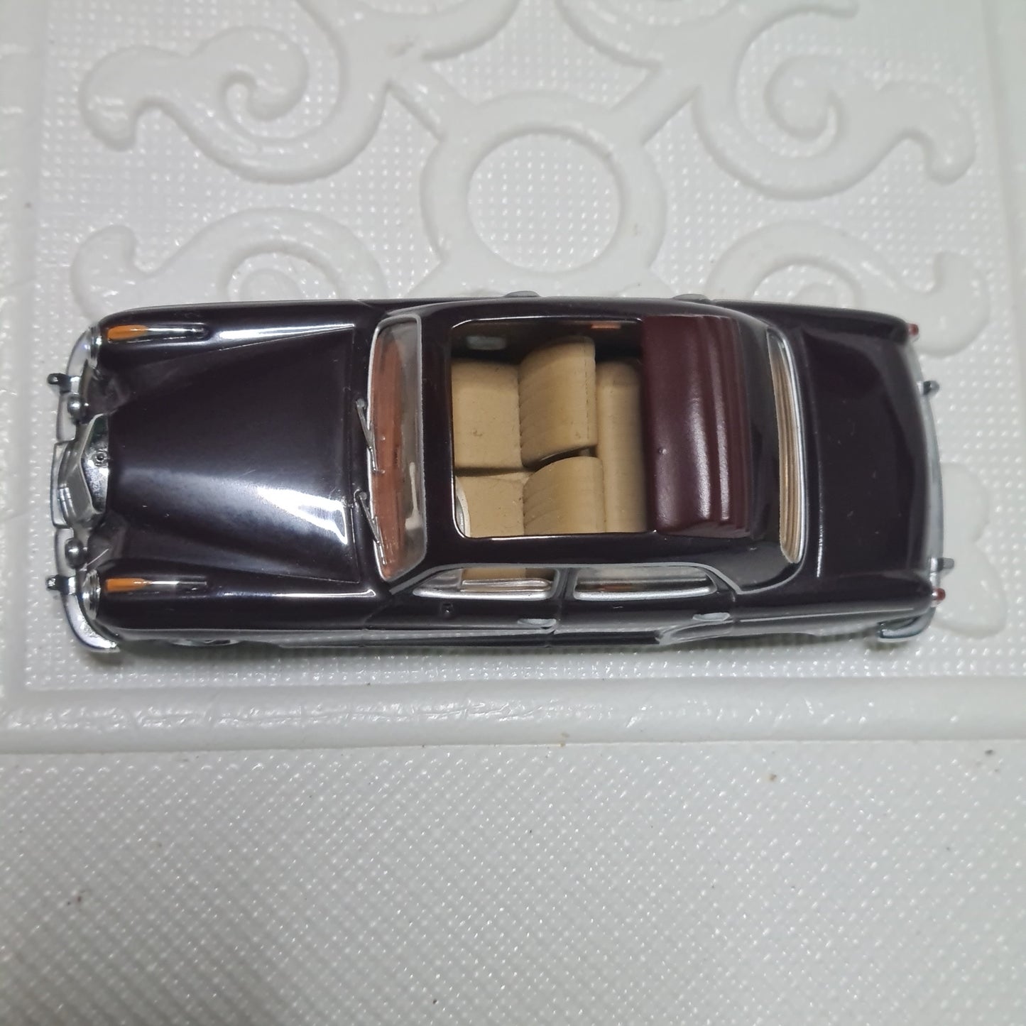 Minichamps 1:43 1950s Mercedes 220S brown open top loose diecast very nice