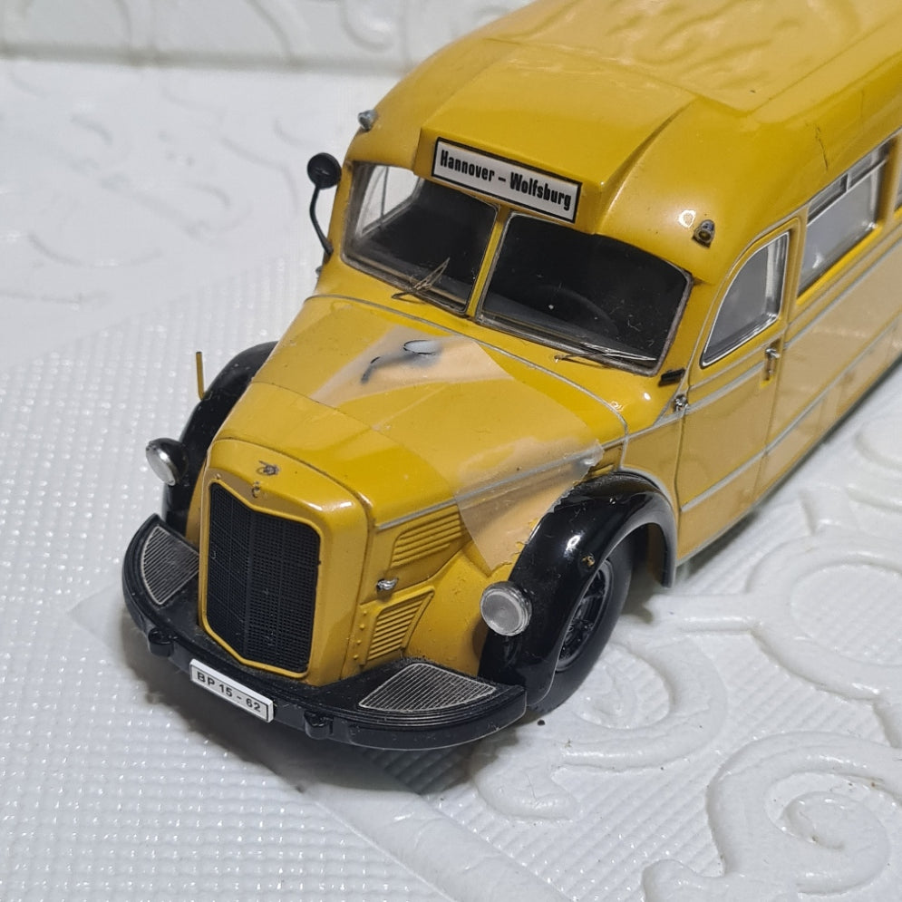 Schuco 006730 Mercedes-Benz O 6600 Deutsche Bundespost 1:43 Scale Diecast loose nice