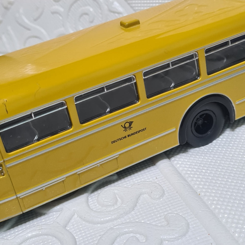 Schuco 006730 Mercedes-Benz O 6600 Deutsche Bundespost 1:43 Scale Diecast loose nice
