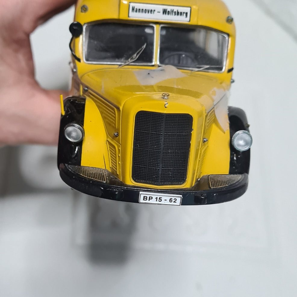 Schuco 006730 Mercedes-Benz O 6600 Deutsche Bundespost 1:43 Scale Diecast loose nice