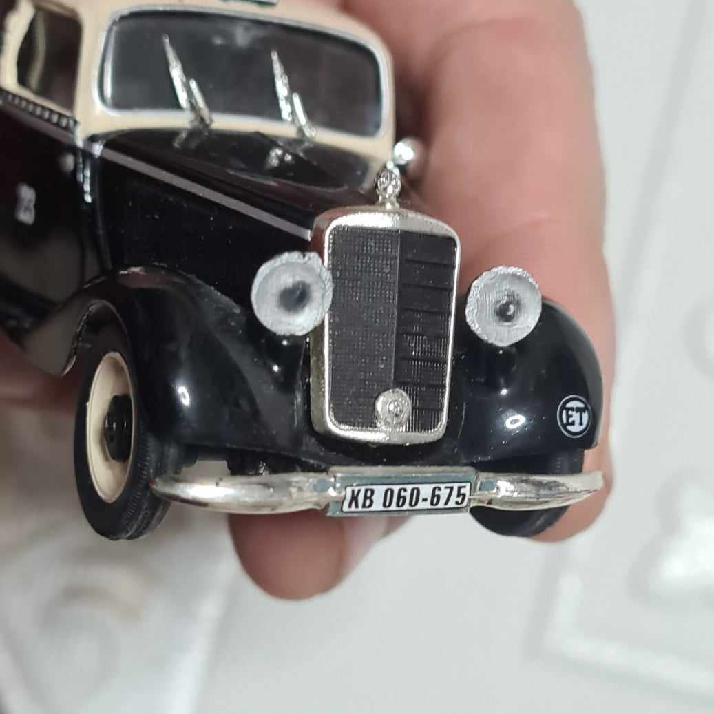 Vitesse 1:43 Mercedes Benz 170v Taxi "TAXIBAL" Loose diecast nice