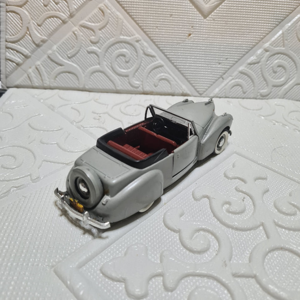 Rio 1:43 classic Lincoln Continental loose diecast model Italian made very nice