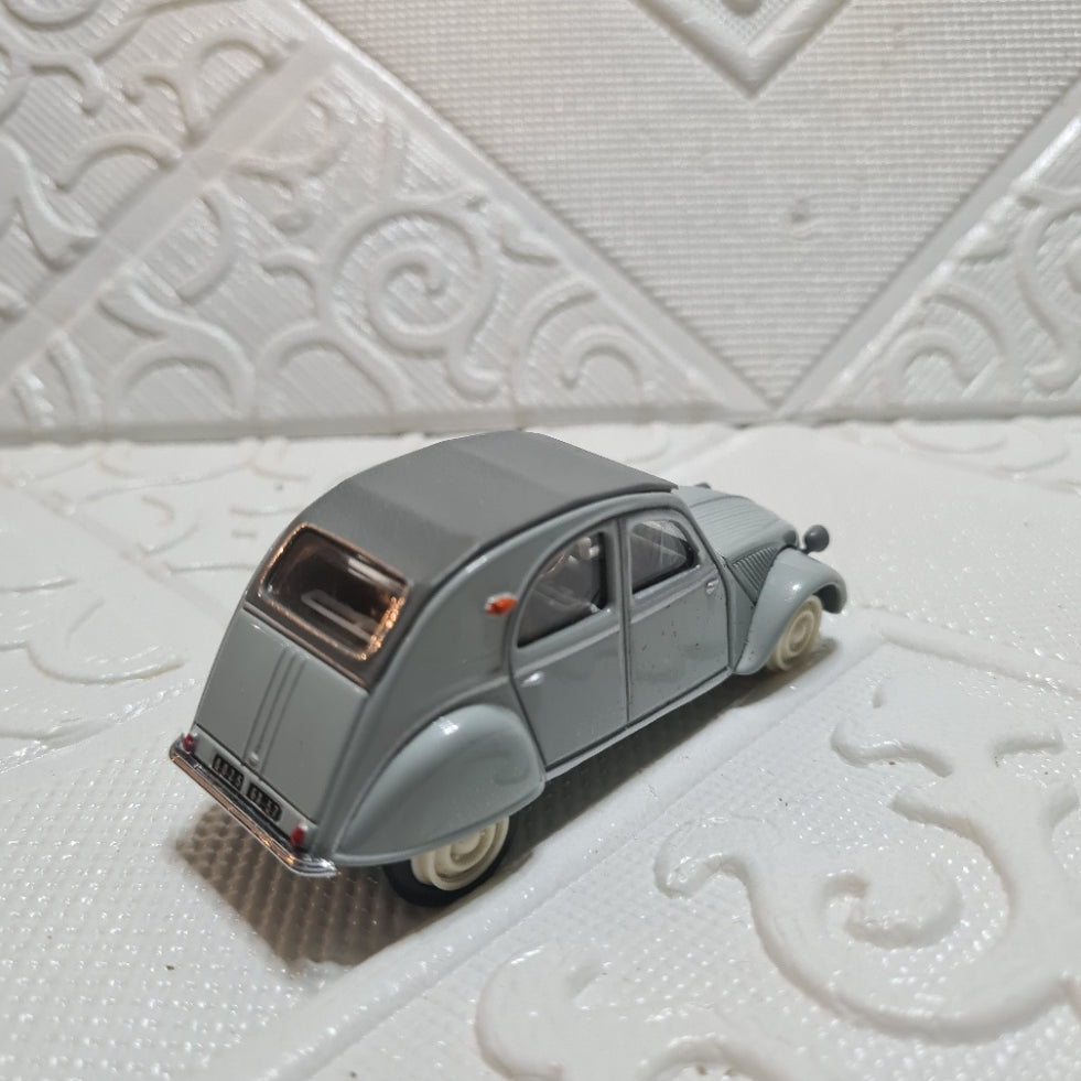 Dinky Matchbox DY32 1:43 Citroen 2cv 1957 loose diecast model vgc