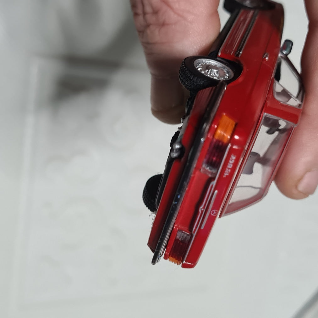Minichamps 1:43 Mercedes-Benz 280sl-500sl 1970-1989 red loose diecast model