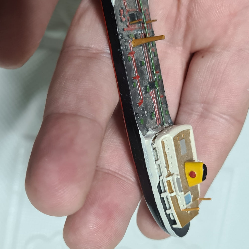 Hansa 1:1250 S-57 Pallium shell tanker 1959 waterline metal model loose used some wear