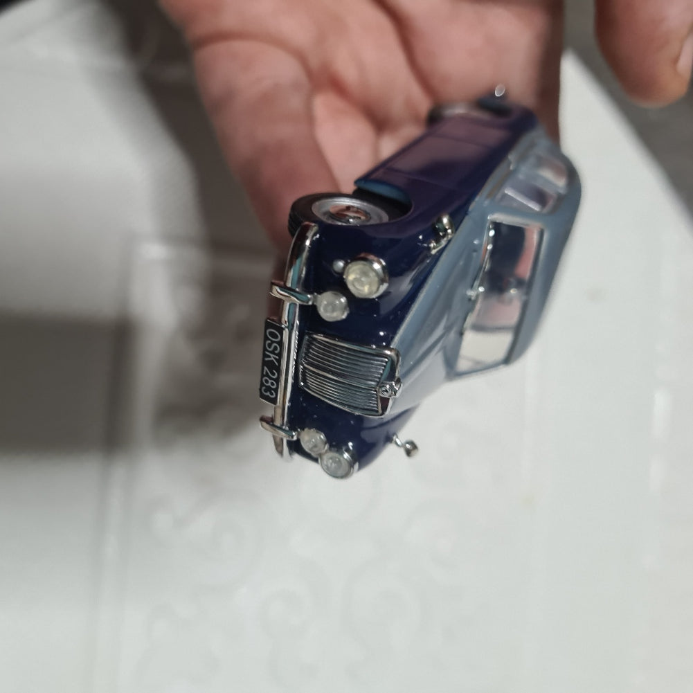 Oxford Diecast 1:43 MG Magnette loose diecast model vgc blue grey