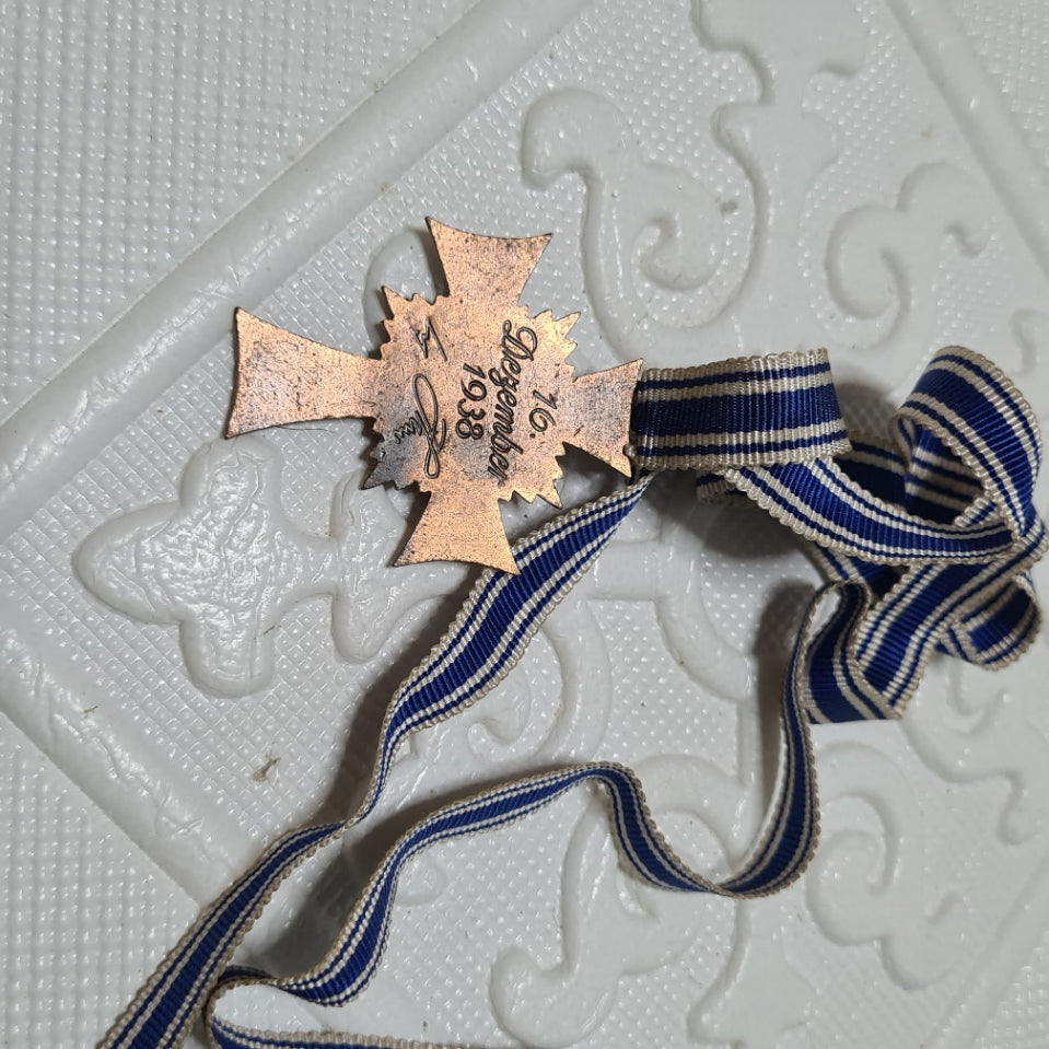 Cross of Honour of the German Mother Ehrenkreuz der Deutschen Mutter 1938 bronze