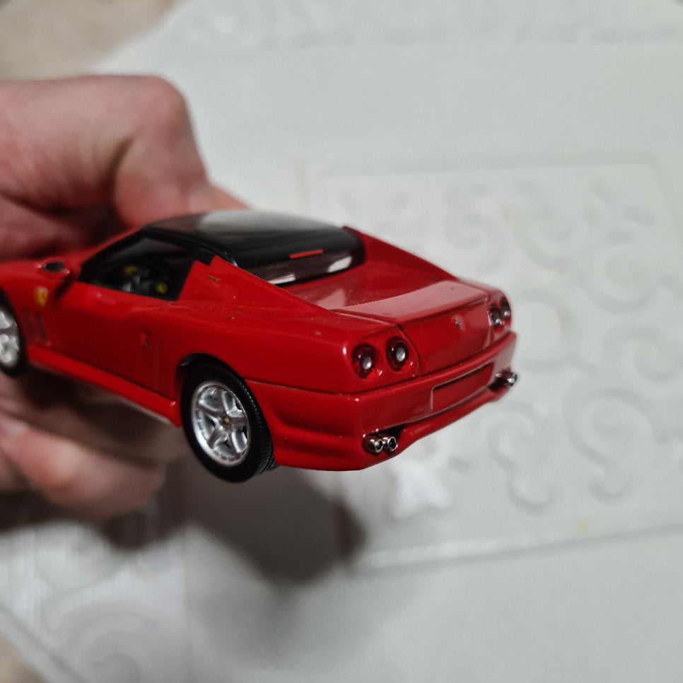 Altaya 1:43 Ferrari 575 Superamerica lovely loose diecast model Excellent