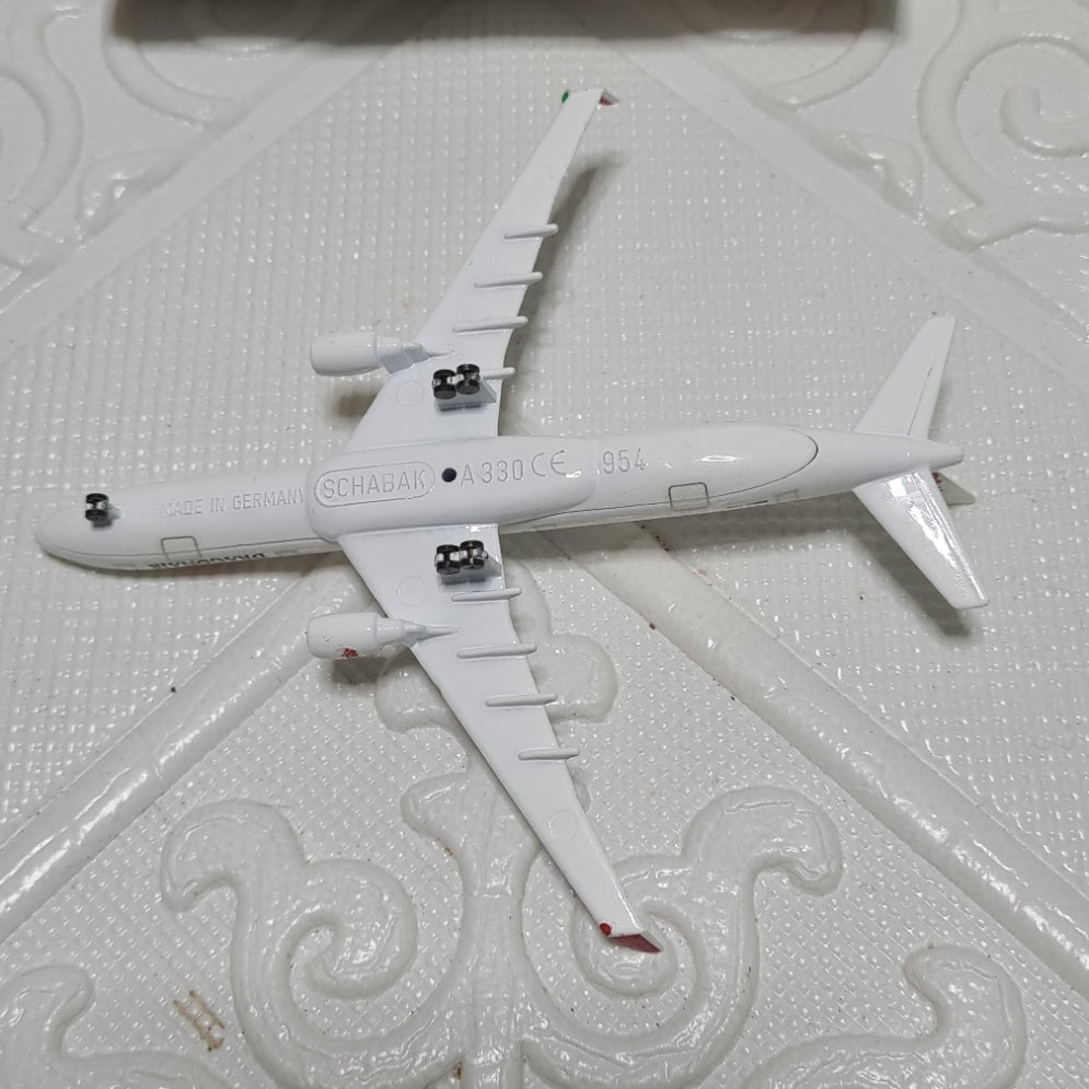 Schabak 1:600 Airbus A-330 Dragonair made Germany diecast plane 954/167