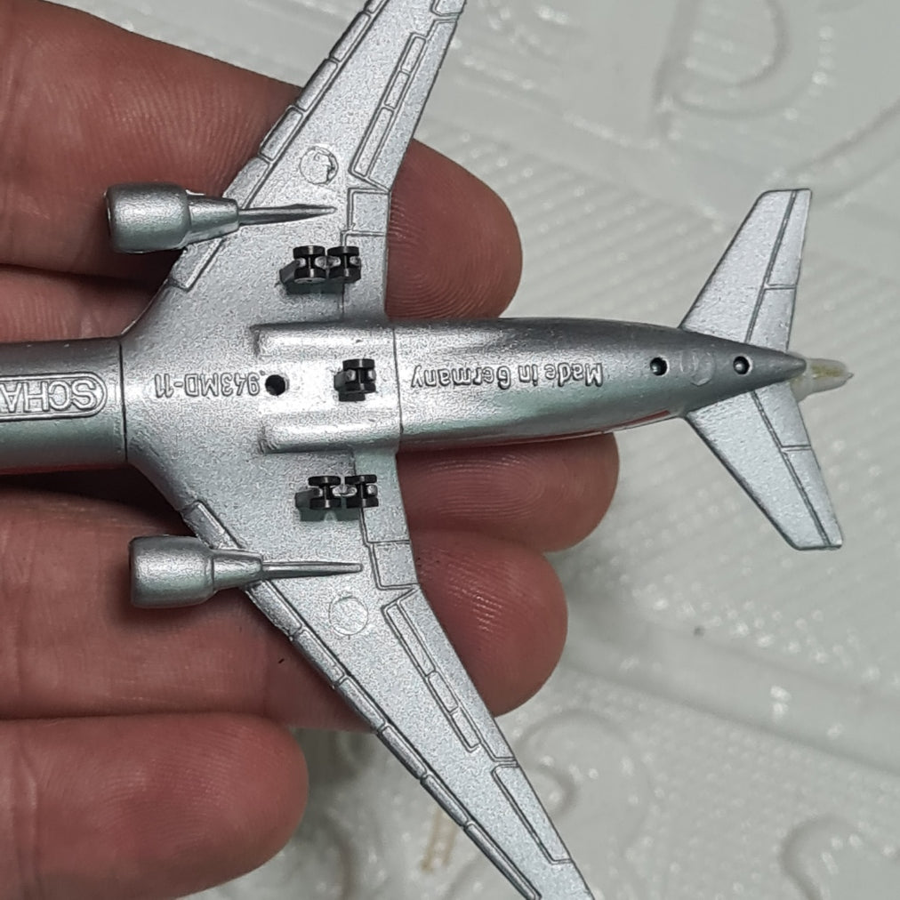 Schabak 1:600 McDonnell Douglas MD-11 American Airlines made Germany diecast plane 943/29