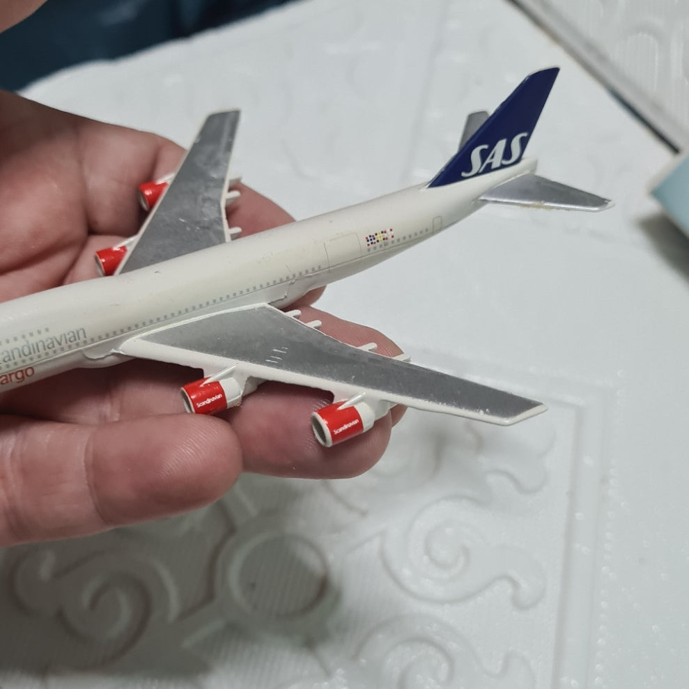 Schabak 1:600 Boeing 747-200SF Cargo SAS  made Germany diecast plane 901/16c