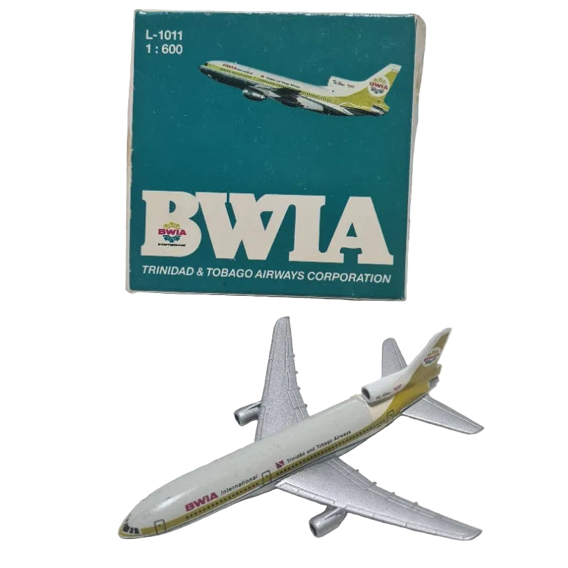 Schabak 1:600 Lockheed tri-star 500 L-1011 BWIA made Germany diecast plane 909/40