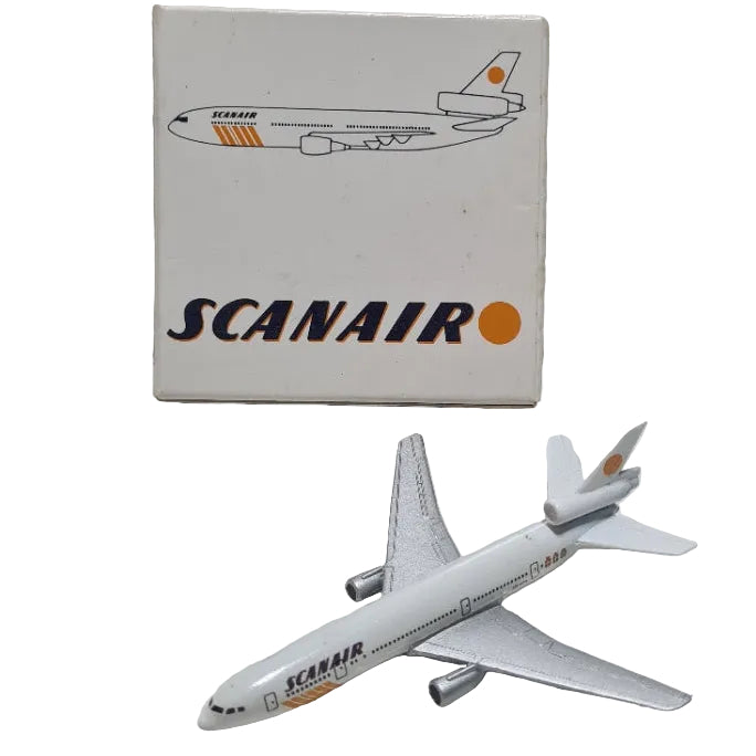  Schabak 1:600 Douglas DC-10 SCANAIR  made Germany diecast plane 902/44