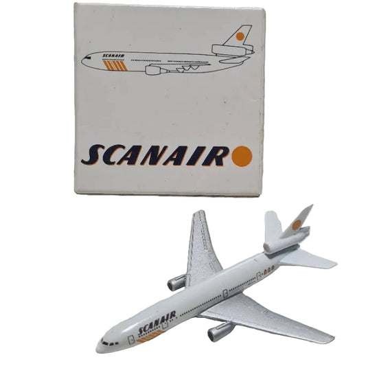  Schabak 1:600 Douglas DC-10 SCANAIR  made Germany diecast plane 902/44