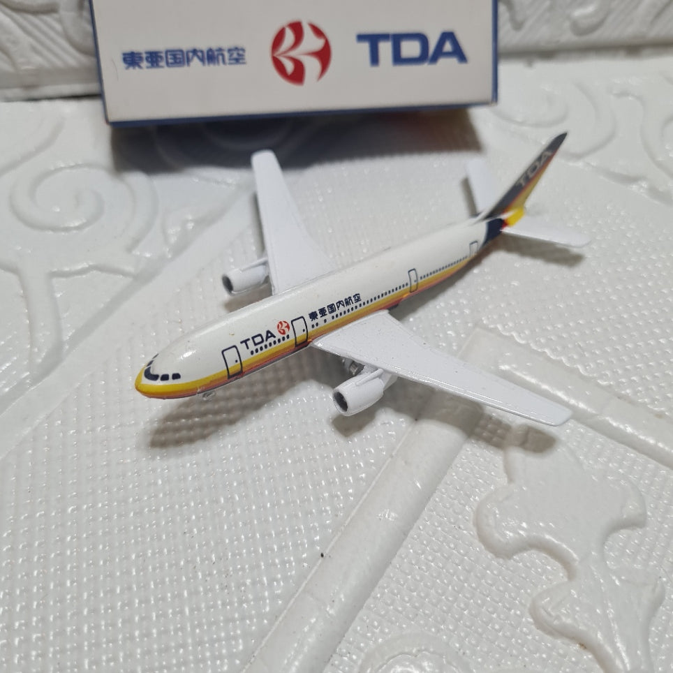Schabak 1:600 Airbus A-300 TDA  made Germany diecast plane 903/74