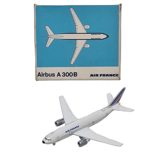 Schabak 1:600 Airbus A-300B  Air France made Germany diecast plane 335/795