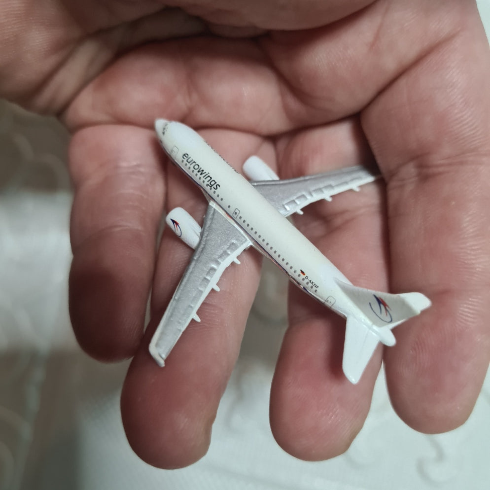 Schabak 1:600 Airbus A-319 Eurowings made Germany diecast plane 957/92