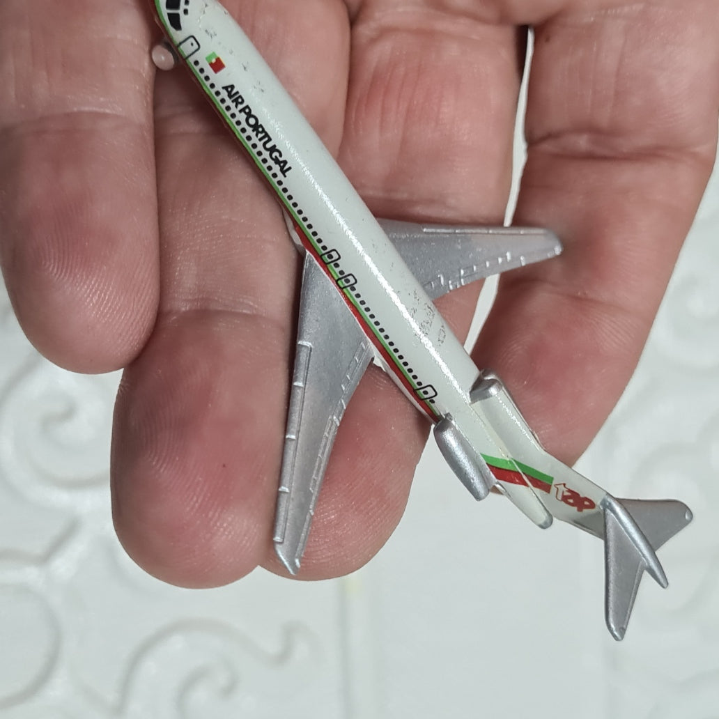 Schabak 1:600 Boeing 727-200 Air Portugal made Germany diecast plane 906/26