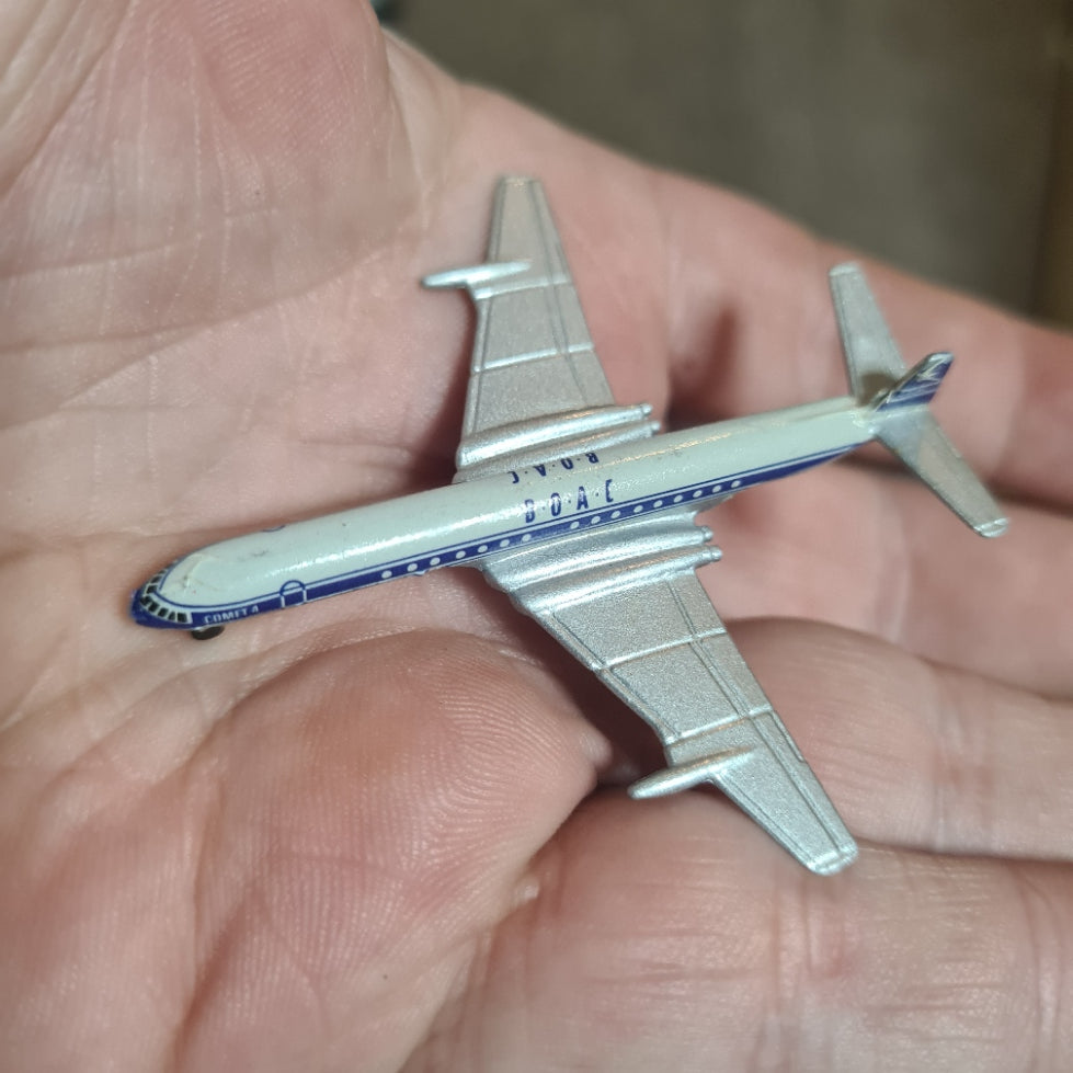 Schabak 1:600 Comet 4 Jetliner BOAC Germany diecast plane 942/106