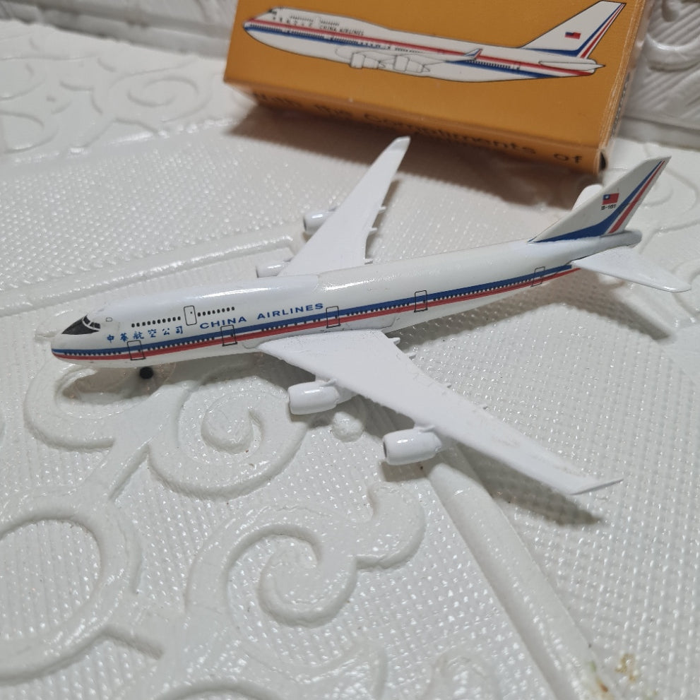 Schabak 1:600 Boeing 747-400 China Airlines CAL 30 YEARS Germany diecast plane 921/105