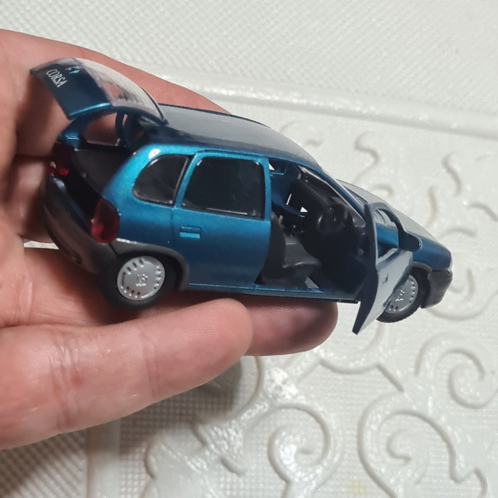 Gama 1:43 Opel/Vauxhall Corsa metallic blue  loose excellent diecast Germany made